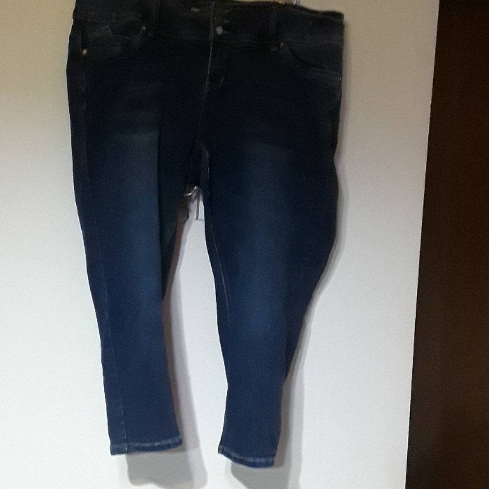 Cropped Jeans - Picture 2 of 2